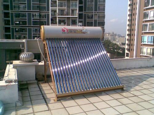 太阳能热水器漏水维修
