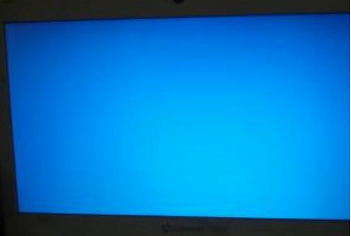 电视打开蓝屏怎么回事