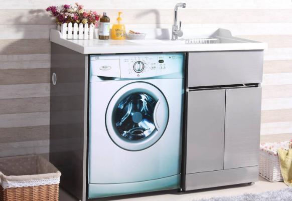 滚筒洗衣机如何安装？