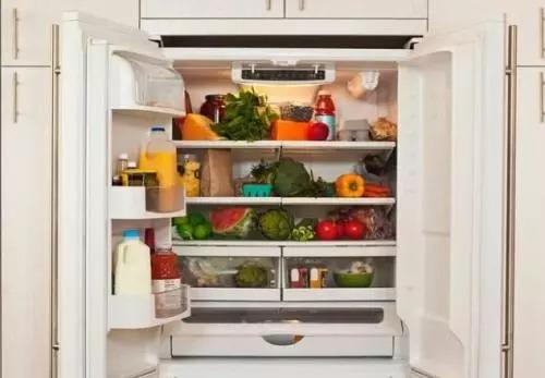 活性炭能除冰箱异味吗？