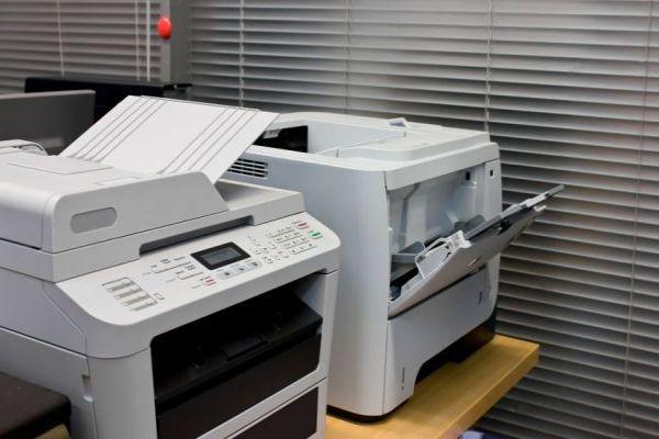 打印机卡纸了怎么办？打印机为什么卡纸怎么解决
