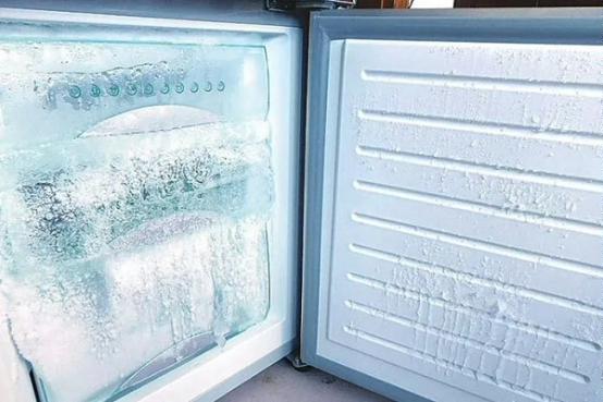 冰箱除冰后通电一直响