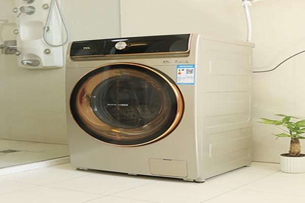 洗衣机洗着衣服的时候可以强制打开门吗