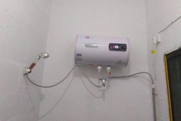 电热水器指示灯不亮也不加热