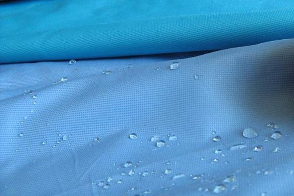 防水布和防水涂料哪个好  防水布多少钱一米