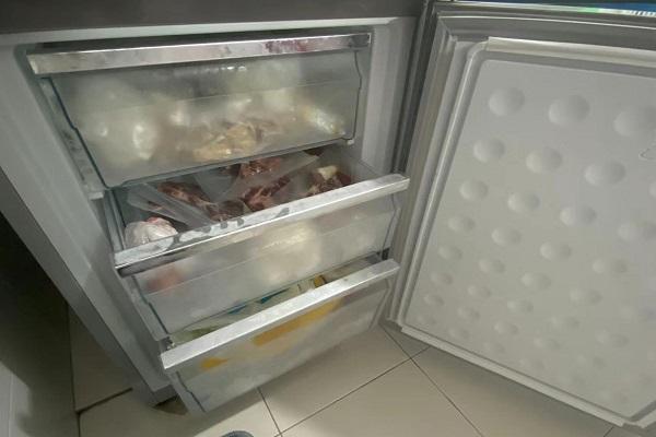 冰箱冷冻室不冷冻的原因是什么