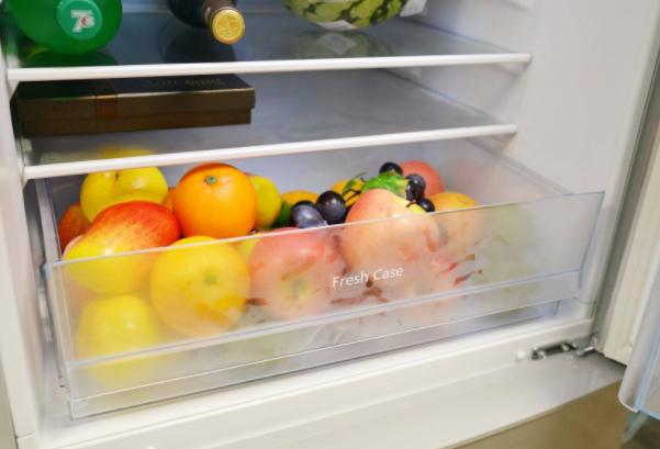 冰箱冷藏室结冰是什么原因？冰箱冷藏室结冰怎么办