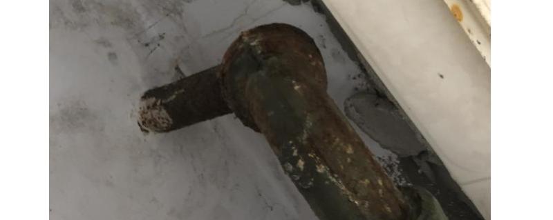 老式铸铁下水管漏水怎么堵漏