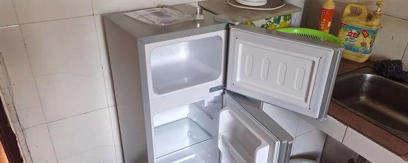 立式双门冰箱结冰怎么办