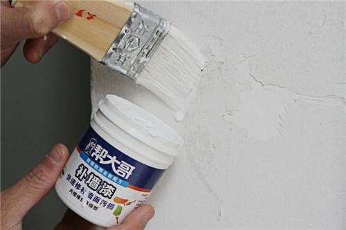 墙面修补漆有毒吗 墙面补漆需要注意什么