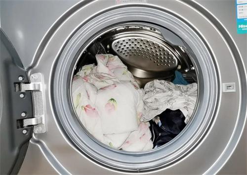 棉被能用洗衣机洗吗