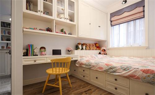 小卧室怎么装修充分利用空间