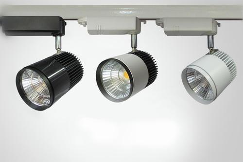 led射灯安装注意事项有哪些？使用费电吗？ 