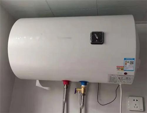 电热水器装在淋浴房内安全吗？热水器日常保养