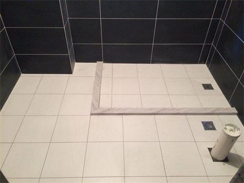 卫生间贴好瓷砖了还能做防水吗？卫生间瓷砖铺贴注意事项
