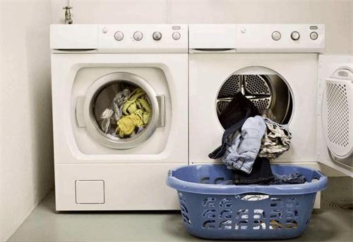 洗衣机可以用热水洗衣服吗 洗衣机使用误区有哪些