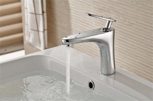 卫生间的水和厨房的水是一样的吗 厨房卫生间改水需要注意哪些细节