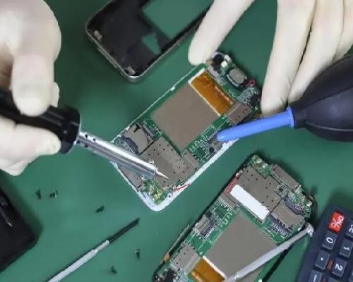 苹果手机电路板坏了多少钱修
